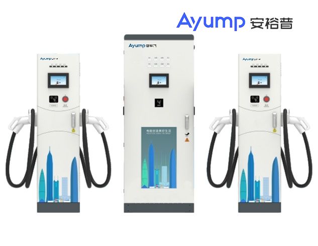 240kW智慧群充設備 240kW智慧群充設備